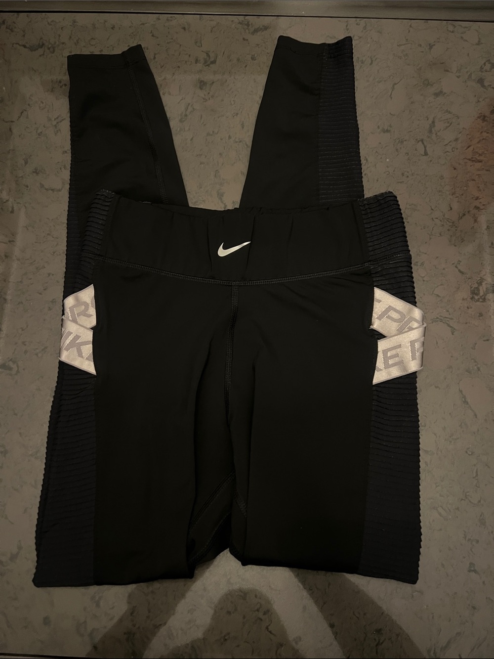 Nike Pro Aero Adapt Leggings T